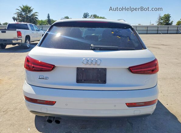 WA1BCCFS2JR008697 2018 AUDI Q3 White Vista trasera