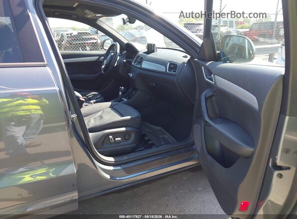 WA1BCCFS4HR003088 2017 AUDI Q3 Серый Вид салона спереди