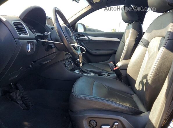 WA1BCCFS4HR017363 2017 AUDI Q3 Черный Вид салона спереди