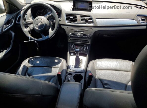WA1BCCFS4JR009298 2018 AUDI Q3 Gray Առջևի վահանակի տեսք