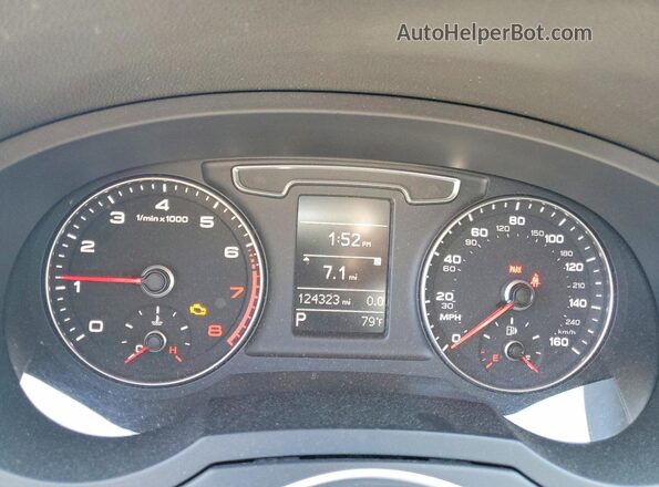 WA1BCCFS4JR009298 2018 AUDI Q3 Gray Սարքավորումների վահանակի տեսք