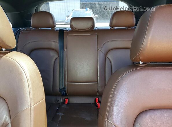 WA1BCCFS6JR030041 2018 AUDI Q3 White Widok tylnych siedzeń