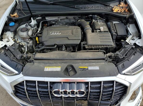 WA1BECF30K1083353 2019 AUDI Q3 White Vista del compartimento del motor