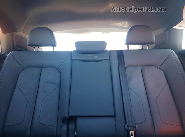 WA1BECF34L1009385 2020 AUDI Q3 Gray Вид задніх сидінь