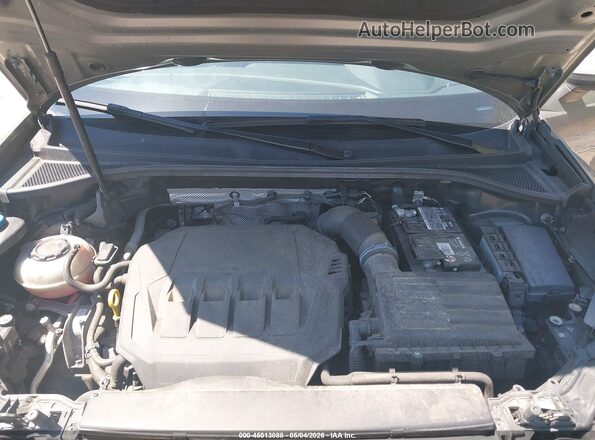 WA1BECF34L1066878 2020 AUDI Q3 Зеленый Вид сзади