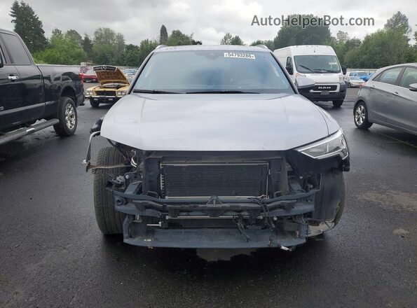 WA1BECF39L1044391 2020 AUDI Q3 Серебряный Вид спереди