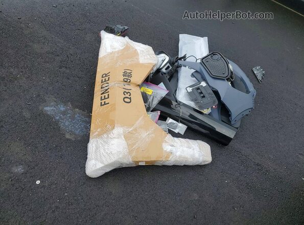 WA1BECF39L1044391 2020 AUDI Q3 Серебряный Вид подкапотного пространства