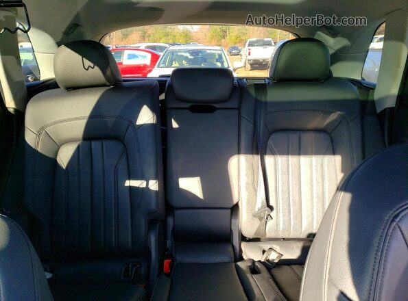 WA1BNAFY3L2017598 2020 AUDI Q5 White Вид задніх сидінь