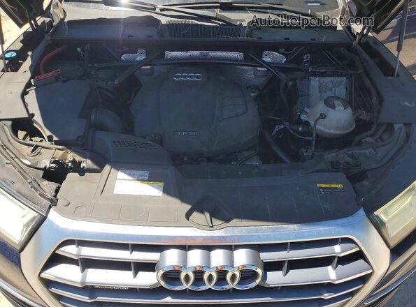 WA1BNAFY5J2024906 2018 AUDI Q5 Blue Widok komory silnika
