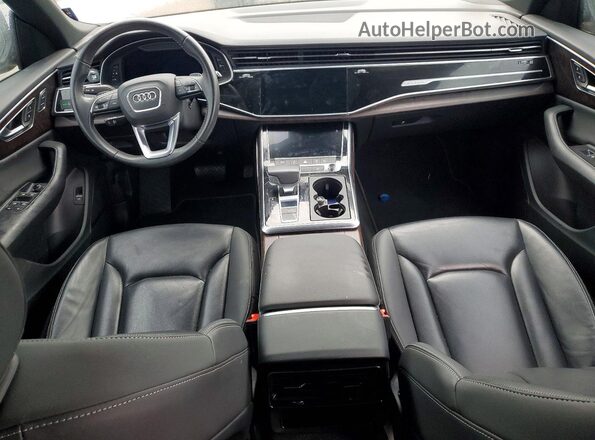 WA1BVAF14KD015753 2019 AUDI Q8 Silver Widok deski rozdzielczej