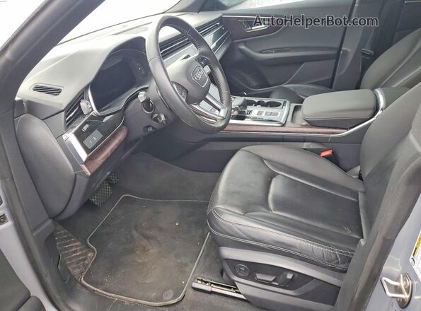 WA1BVAF14KD015753 2019 AUDI Q8 Silver Widok wnętrza z przodu