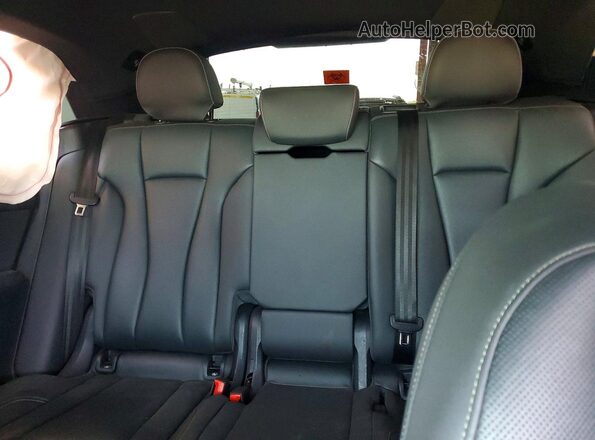 WA1BVAF15LD001085 2020 AUDI Q8 Black Հետևի նստատեղերի տեսք