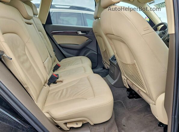 WA1C2AFP0GA060182 2016 AUDI Q5 Black Widok wnętrza z tyłu