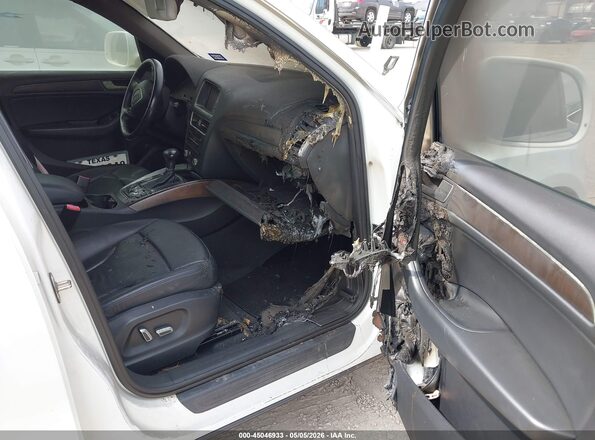 WA1C2AFP5HA077383 2017 AUDI Q5 Белый Вид салона спереди