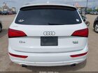 2017 Audi Q5 2.0t Premium Белый vin: WA1C2AFP5HA077383