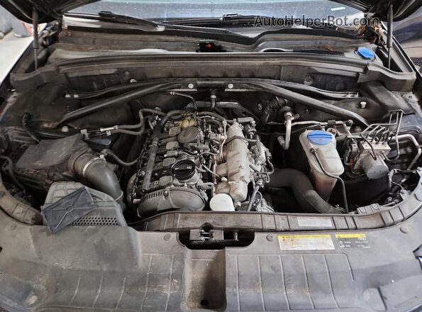 WA1C2AFP6GA036985 2016 AUDI Q5 Blue Вид підкапотного простору