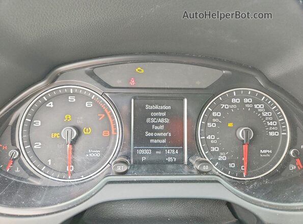 WA1C2AFP7GA045632 2016 AUDI Q5 White Вид щитка приладів