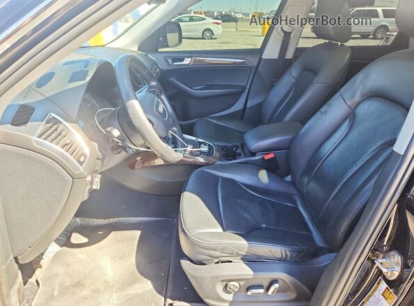WA1C2AFP8GA039998 2016 AUDI Q5 Черный Вид салона спереди