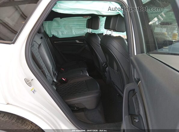 WA1C4AFY3K2078200 2019 AUDI SQ5 Белый Вид наклейки с VIN-кодом