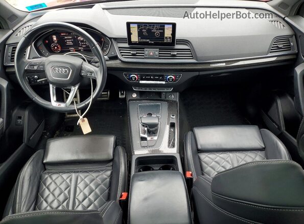 WA1C4AFY5K2044095 2019 AUDI SQ5 Maroon Առջևի վահանակի տեսք