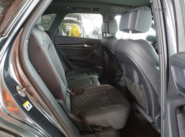 WA1C4AFY6R2030118 2024 AUDI SQ5 Gray Rear interior view