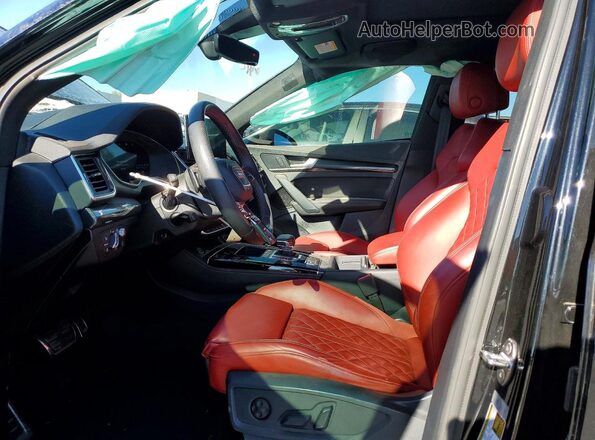 WA1C4AFY8N2029322 2022 AUDI SQ5 Черный Вид салона спереди