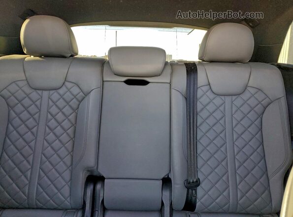 WA1C4AFY9M2109923 2021 AUDI SQ5 Gray Widok tylnych siedzeń