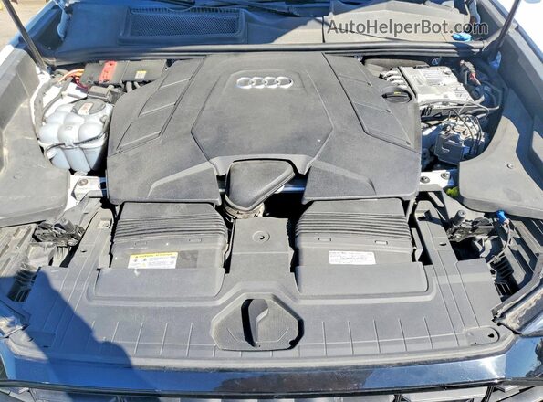 WA1CVBF11PD000631 2023 AUDI Q8 White ძრავის განყოფილების ხედი