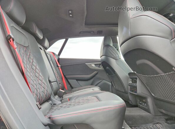 WA1CWBF16SD023005 2025 AUDI SQ8 Черный Вид задней части салона