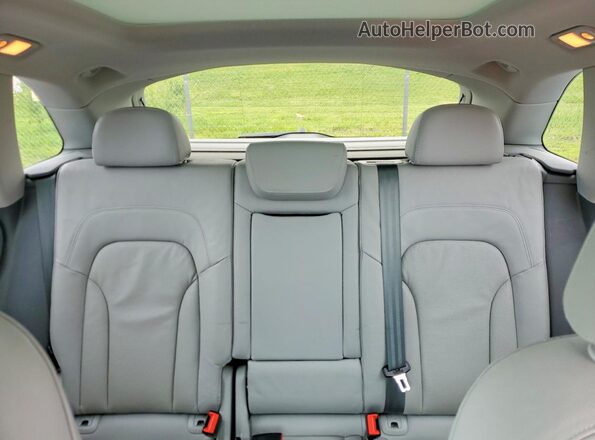 WA1D7AFP3HA010447 2017 AUDI Q5 Blue Rear seats view