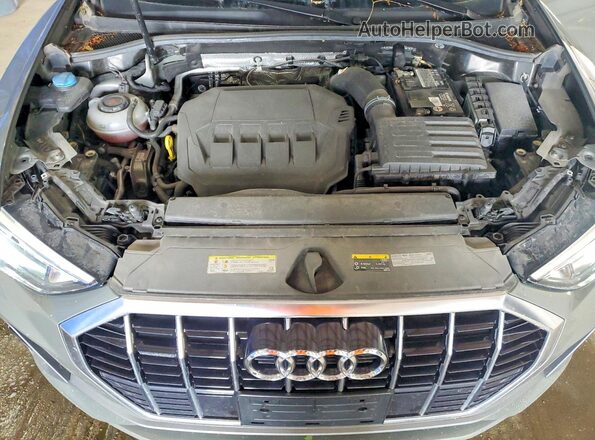 WA1DECF30L1046328 2020 AUDI Q3 Gray Вид підкапотного простору