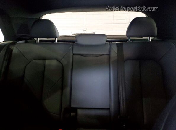 WA1DECF30L1046328 2020 AUDI Q3 Gray Вид задніх сидінь