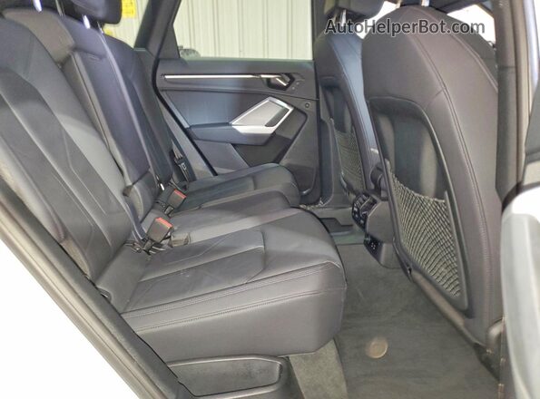 WA1DECF30S1005244 2025 AUDI Q3 White უკანა სალონის ხედი