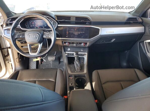 WA1DECF34L1097993 2020 AUDI Q3 Белый Вид панели приборов