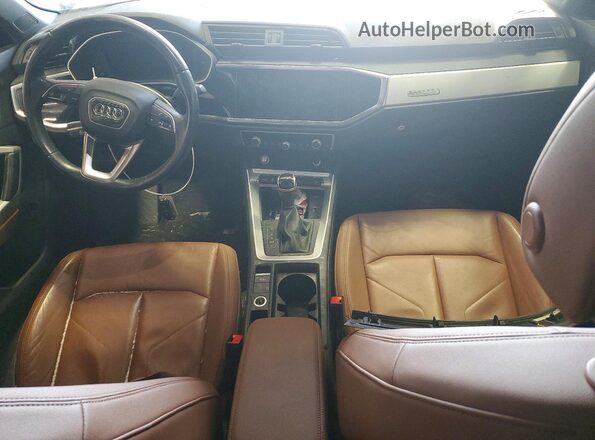 WA1DECF35L1115210 2020 AUDI Q3 Gray Vista del salpicadero