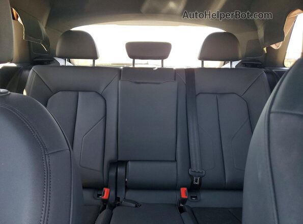 WA1DECF35L1116731 2020 AUDI Q3 Черный Вид задних сидений