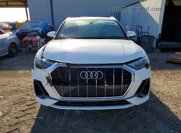 WA1DECF38M1056204 2021 AUDI Q3 White Widok z przodu