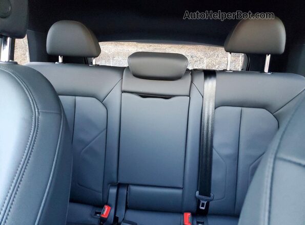 WA1DECF38M1115526 2021 AUDI Q3 Черный Вид задних сидений