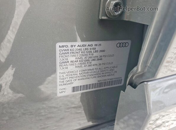 WA1DECF39S1100224 2025 AUDI Q3 Gray Vista del compartimento del motor
