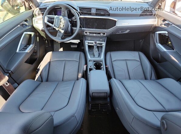 WA1DECF3XS1094417 2025 AUDI Q3 Черный Вид панели приборов