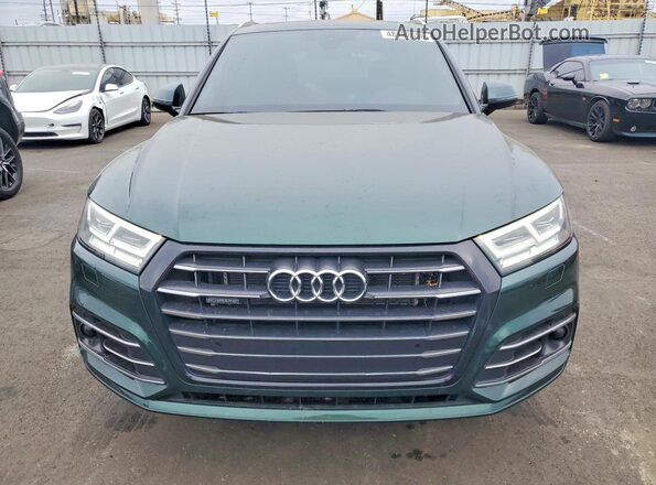 WA1E2AFY1L2093410 2020 AUDI Q5 Зеленый Вид спереди