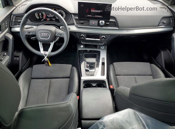 WA1E2AFY4R2148649 2024 AUDI Q5 Gray Dashboard view