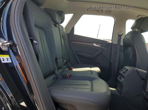 WA1EAAFY8P2100765 2023 AUDI Q5 Черный Вид задней части салона