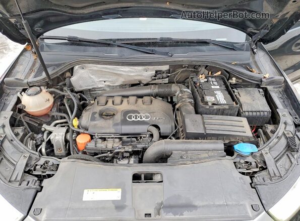 WA1ECCFS1JR014391 2018 AUDI Q3 Gray Engine compartment view