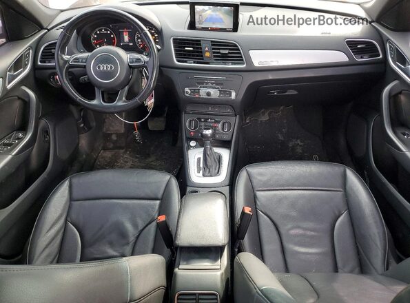 WA1ECCFS3HR008943 2017 AUDI Q3 White Widok deski rozdzielczej
