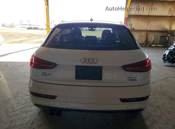 WA1ECCFS6JR009980 2018 AUDI Q3 White უკანა ხედი