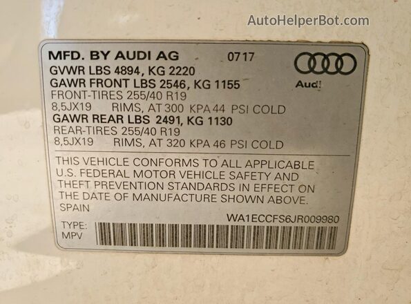 WA1ECCFS6JR009980 2018 AUDI Q3 White ძრავის განყოფილების ხედი