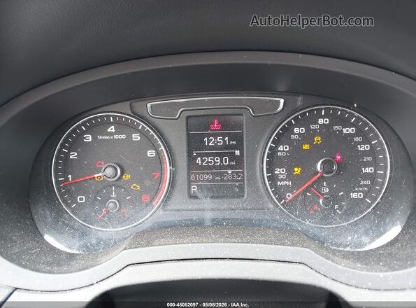 WA1ECCFS6JR013480 2018 AUDI Q3 Black Vista de los asientos traseros