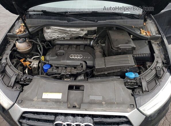 WA1ECCFSXJR018522 2018 AUDI Q3 Black უკანა სალონის ხედი