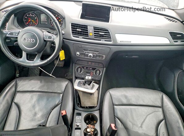 WA1ECCFSXJR018522 2018 AUDI Q3 Black წინა პანელის ხედი
